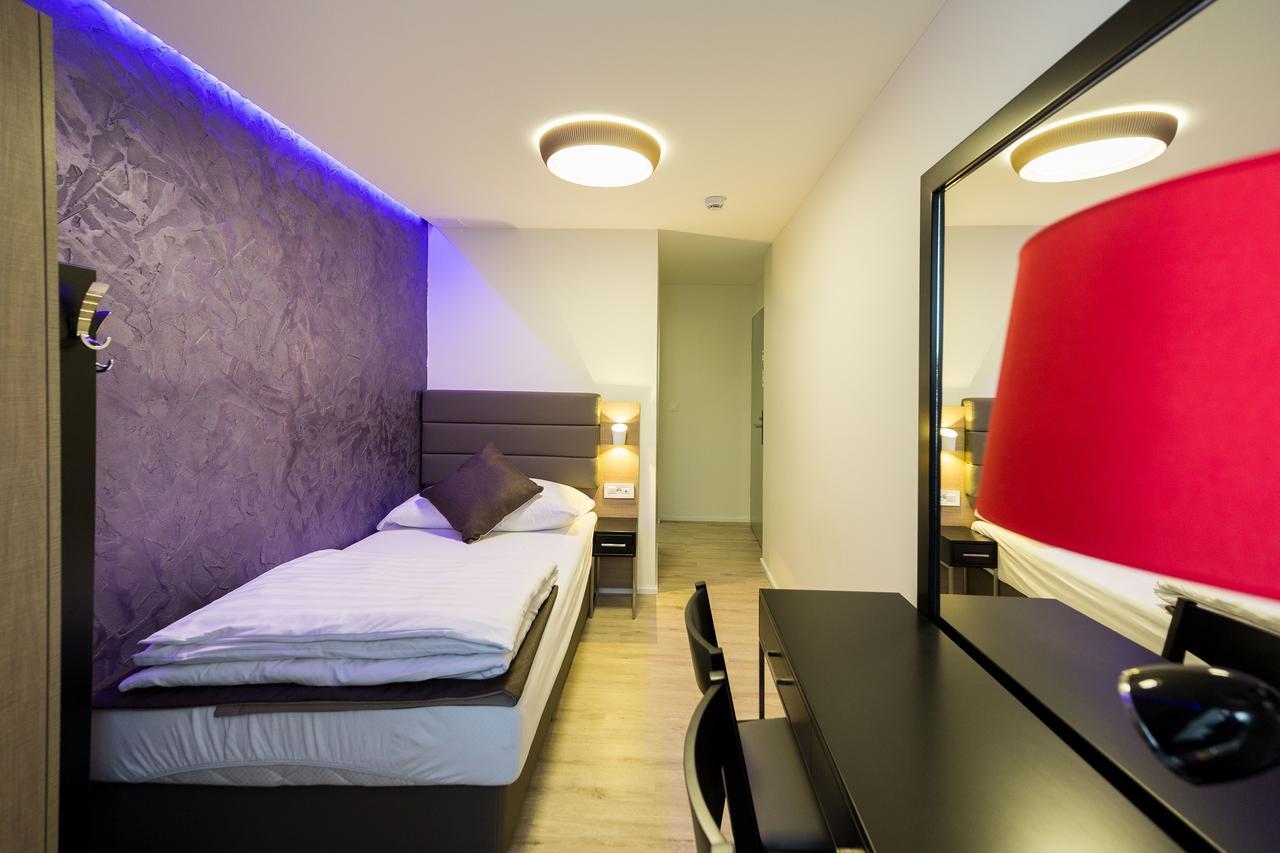 Hotel Sleep & Go Self-Check-In Zúrich Exterior foto